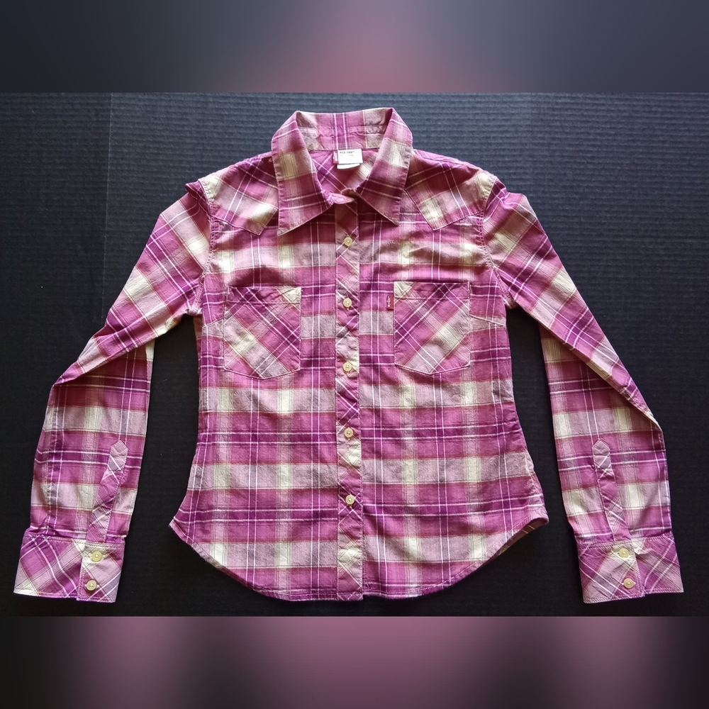 Levi's Button Down Shirt
